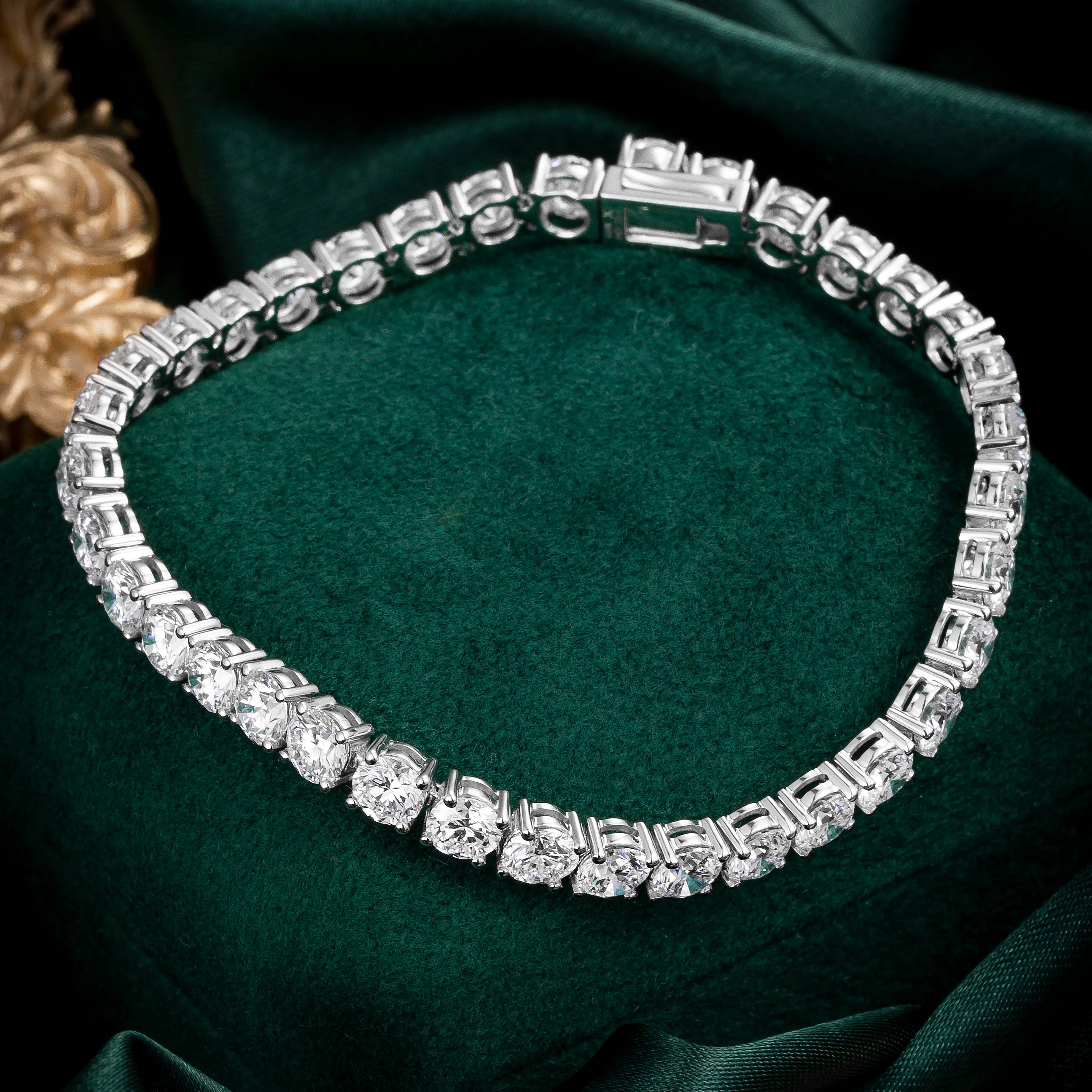 Classic Round Lab Grown Diamond Tennis Bracelet